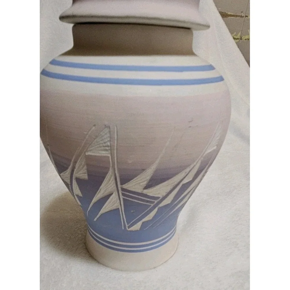 Sally Dineh Hand Painted Navajo Lidded Dine Vase Terracotta Pottery Indigenous